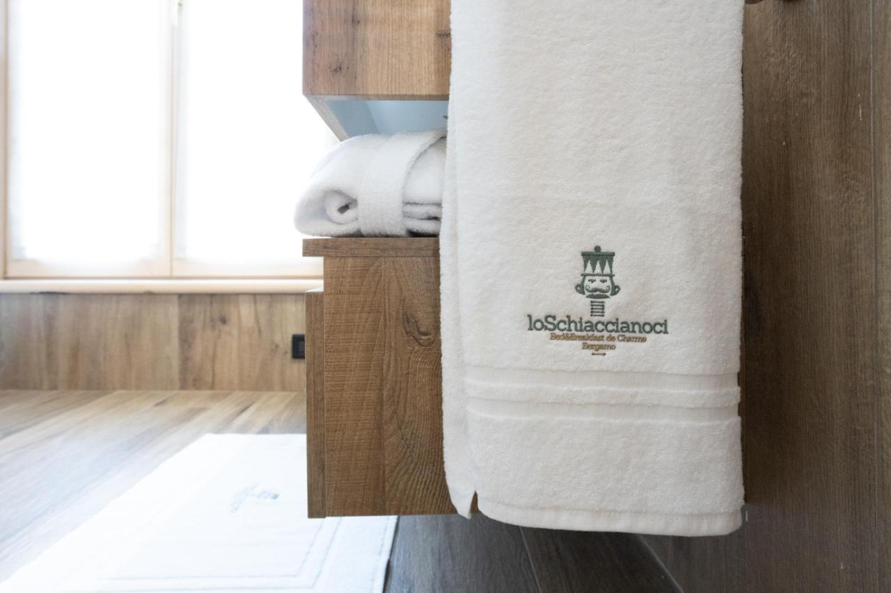 Lo Schiaccianoci Bed&Breakfast De Charme Scanzorosciate ภายนอก รูปภาพ
