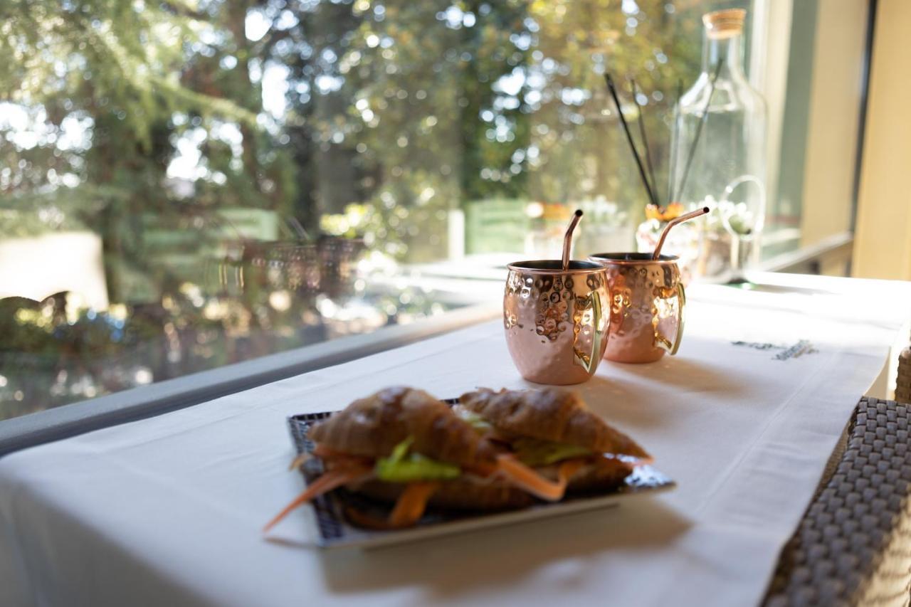Lo Schiaccianoci Bed&Breakfast De Charme Scanzorosciate ภายนอก รูปภาพ